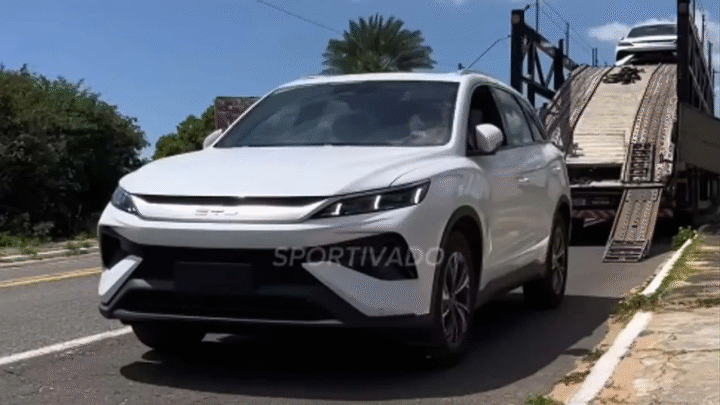 Novo BYD Song Pro flex 2027 começa a ser estocado em concessionárias brasileiras
