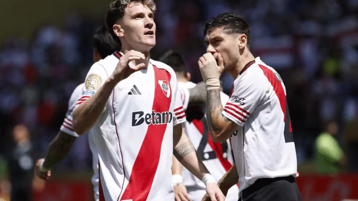Vasco avança em negociação para contratar atacante Facundo Colidio do River Plate