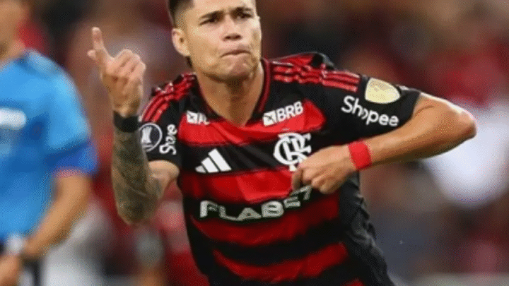 Luiz Araújo fica no Flamengo após diretoria recusar proposta oficial do exterior