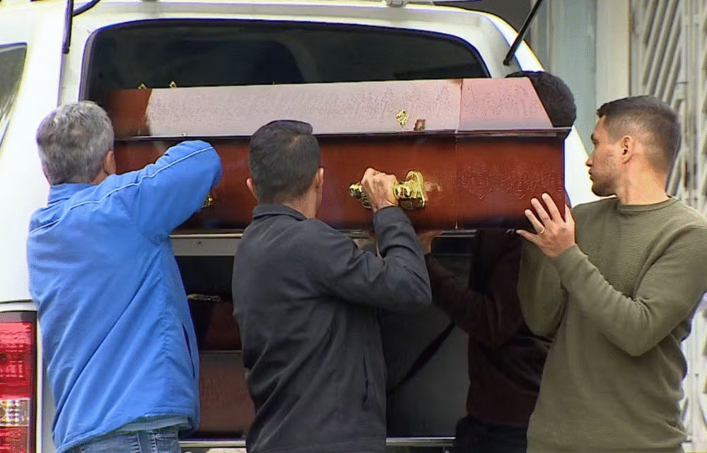Pastor José Ricardo Kern e filha são homenageados por fiéis e amigos após tragédia na Dutra