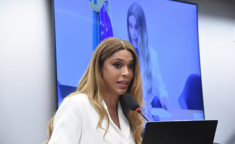 Conselho de Ética aprova continuidade de processo contra Erika Hilton, mas prazo do mandato pode barrar punição