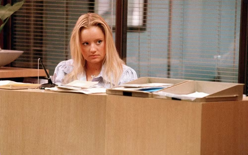 Lucy Davis, atriz de The Office e Mulher-Maravilha, revela diagnóstico de câncer incurável