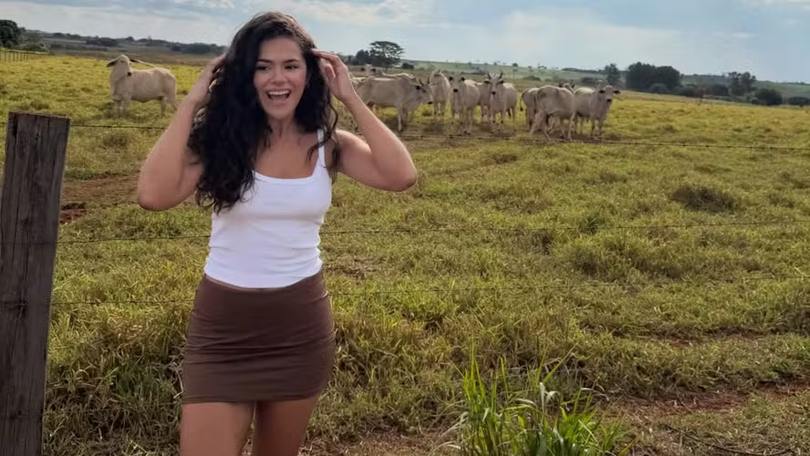 Maisa Silva viaja ao interior de São Paulo e compartilha reencontro com familiares