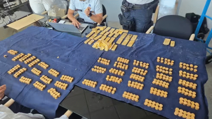 Tesouro de R$54 milhões em barras de ouro é achado por pedreiros na Bélgica