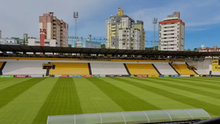Criciúma x Goiás: onde assistir ao vivo, horário e escalações pela Série B