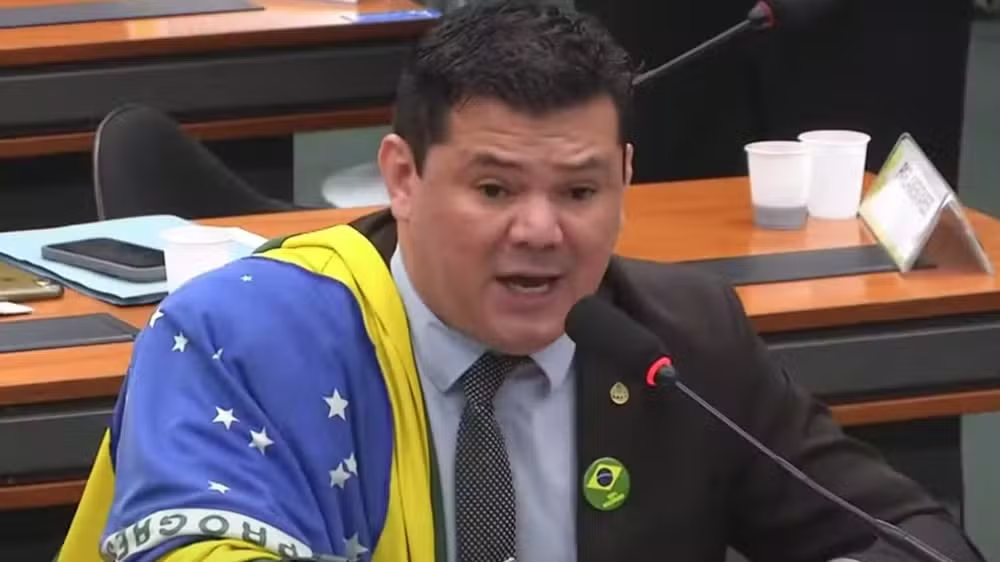 Gilvan da Federal se torna réu por unanimidade no STF após declarações sobre Lula