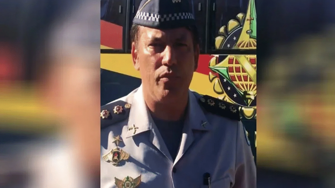 Coronel da PMDF foragido e condenado recebe salário de R$ 25 mil do governo do DF