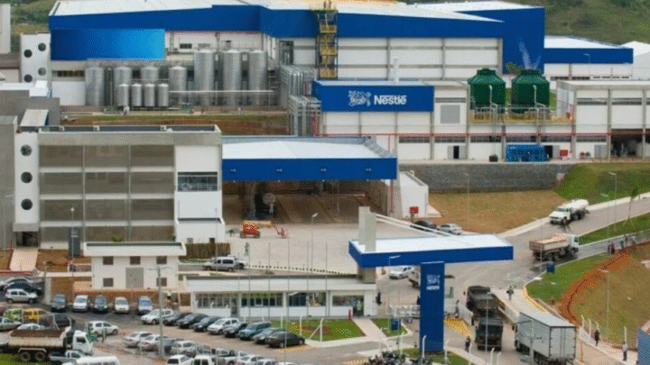 Nestlé fecha fábricas e anuncia demissão de 16 mil funcionários em reorganização mundial