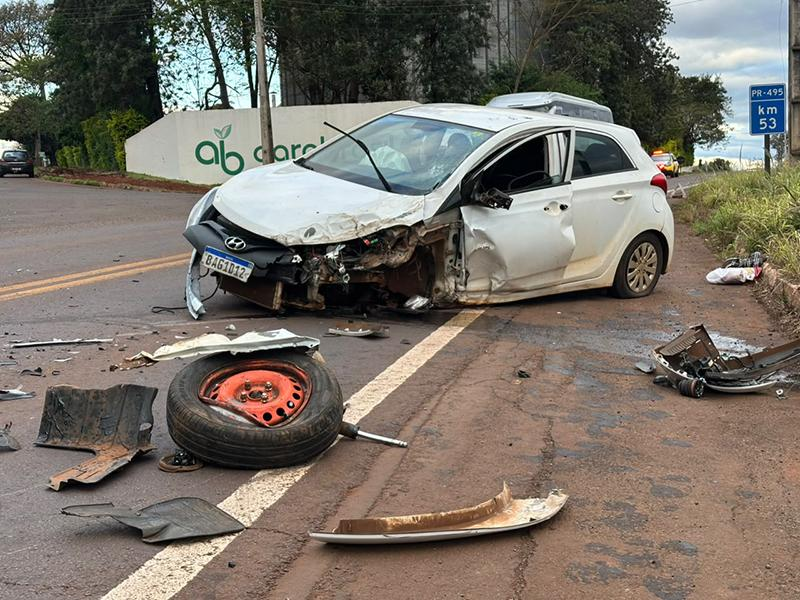Detran pega fraude e motorista de HB20 envolvido em acidente com Hilux é preso
