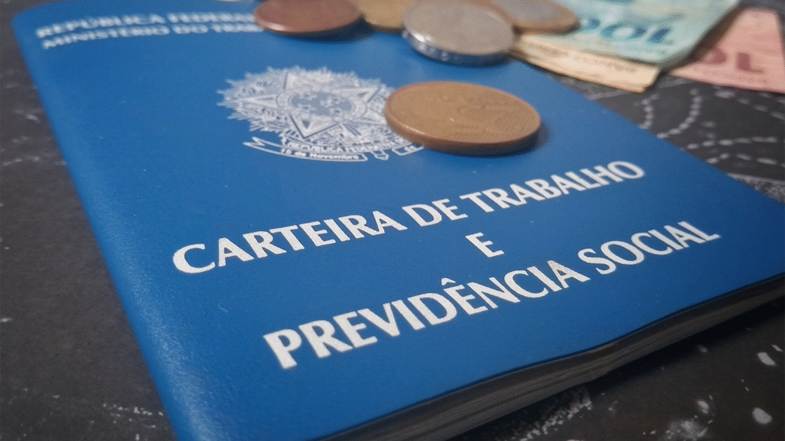 Salário mínimo previsto pelo Governo Federal para 2027 é de R$ 1.741