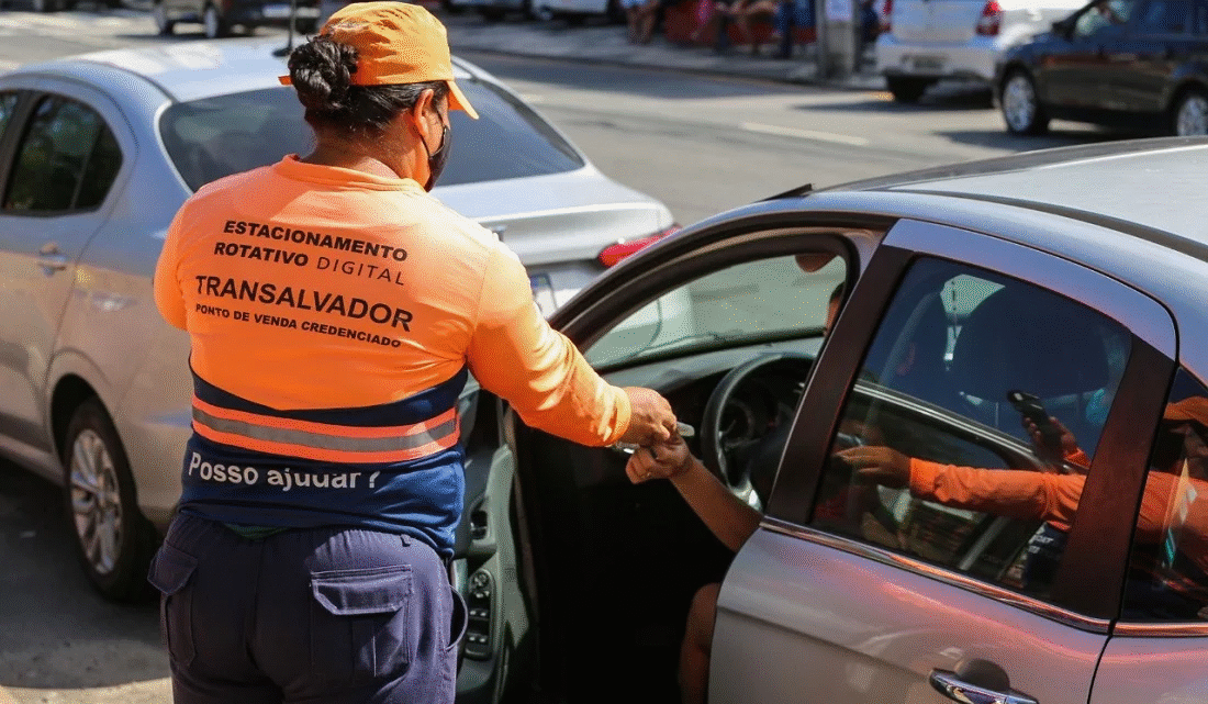 Transalvador regulamenta 27 novas vagas de Zona Azul na Rua Jayme Sapolnik