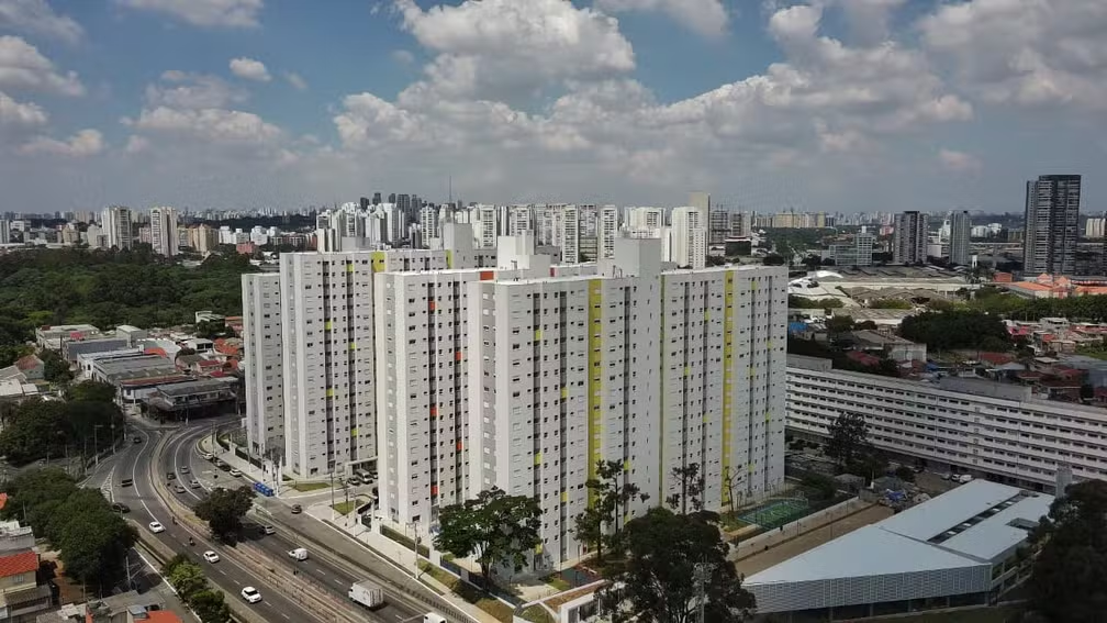 Airbnb remove anúncios e regras confirmam que imóveis sociais de SP só podem ser alugados para moradia