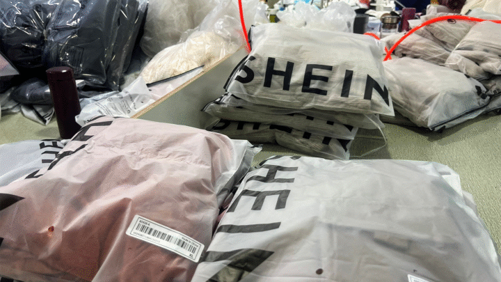 Chega ao fim a Taxa das Blusinhas para compras de até R$ 255