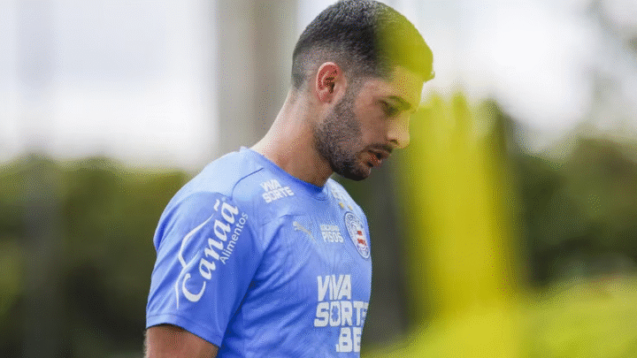Michel Araujo sofre lesão na coxa e desfalca o Bahia contra o Remo