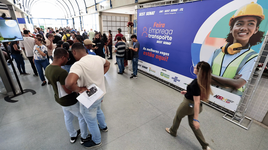 Feira Emprega Transporte oferece mais de 1000 vagas de trabalho na Arena Fonte Nova