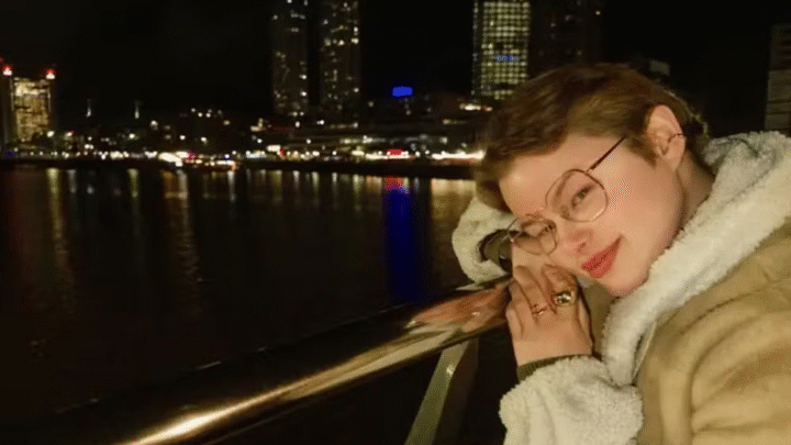‘Descobri que tinha uma doença rara depois de um match no Tinder’, conta comunicadora