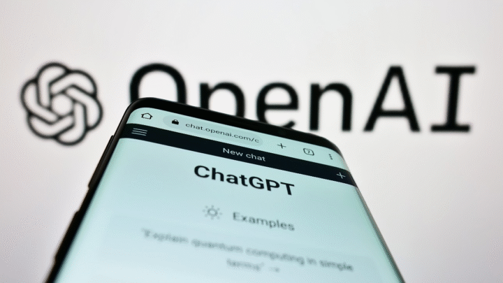 ChatGPT e outras inteligências artificiais sofrem queda global