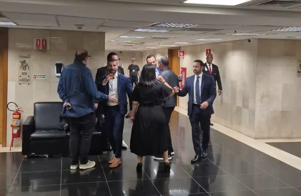 Empresa de Marcos Lamacchia vence leilão e se aproxima de comprar a SAF do Vasco