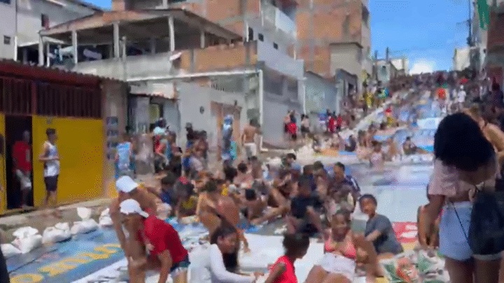 Prévia da “Ladeira do Sabão” movimenta a comunidade do Cajueiro, na Boca do Rio