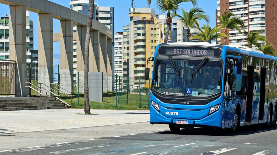 BRT Lapa x Patamares passa a rodar das 5h às 23h a partir desta segunda (28)