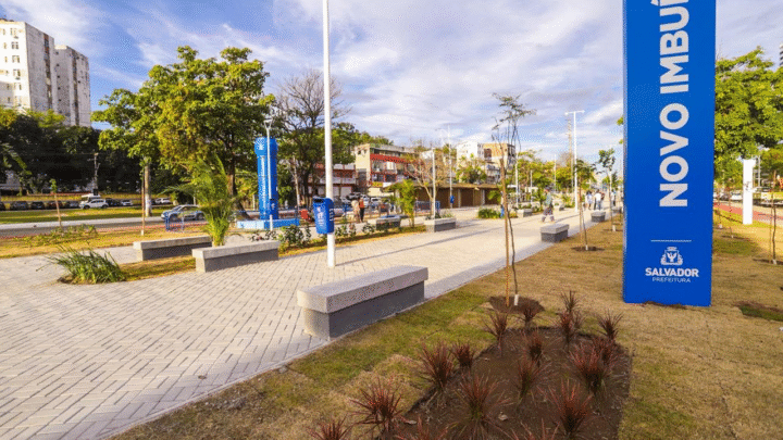 Parque no Imbuí é entregue com novos quiosques, pet park, quadras e 140 novas árvores