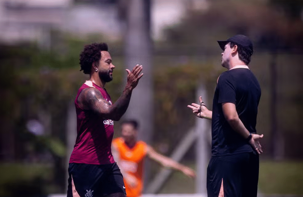 Internacional x Corinthians: Timão aposta no trio GYM para quebrar jejum na Série A Internacional x Corinthians: Timão aposta no trio GYM para quebrar jejum na Série A