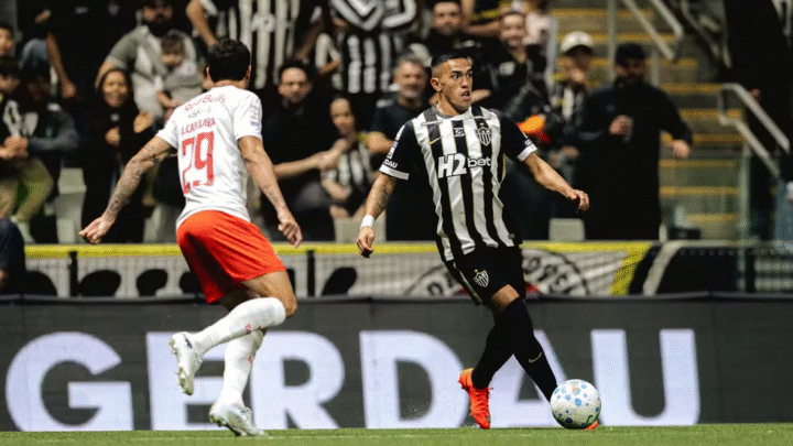 Athletico-PR x Atlético-MG: protagonista no Galo, Cuello volta a estádio de antigo jejum