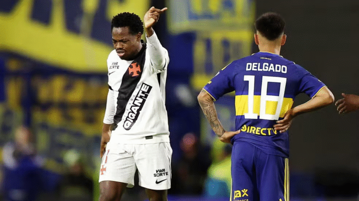 Andrés Gómez fala após expulsão contra o Boca Juniors e exalta elenco do Vasco